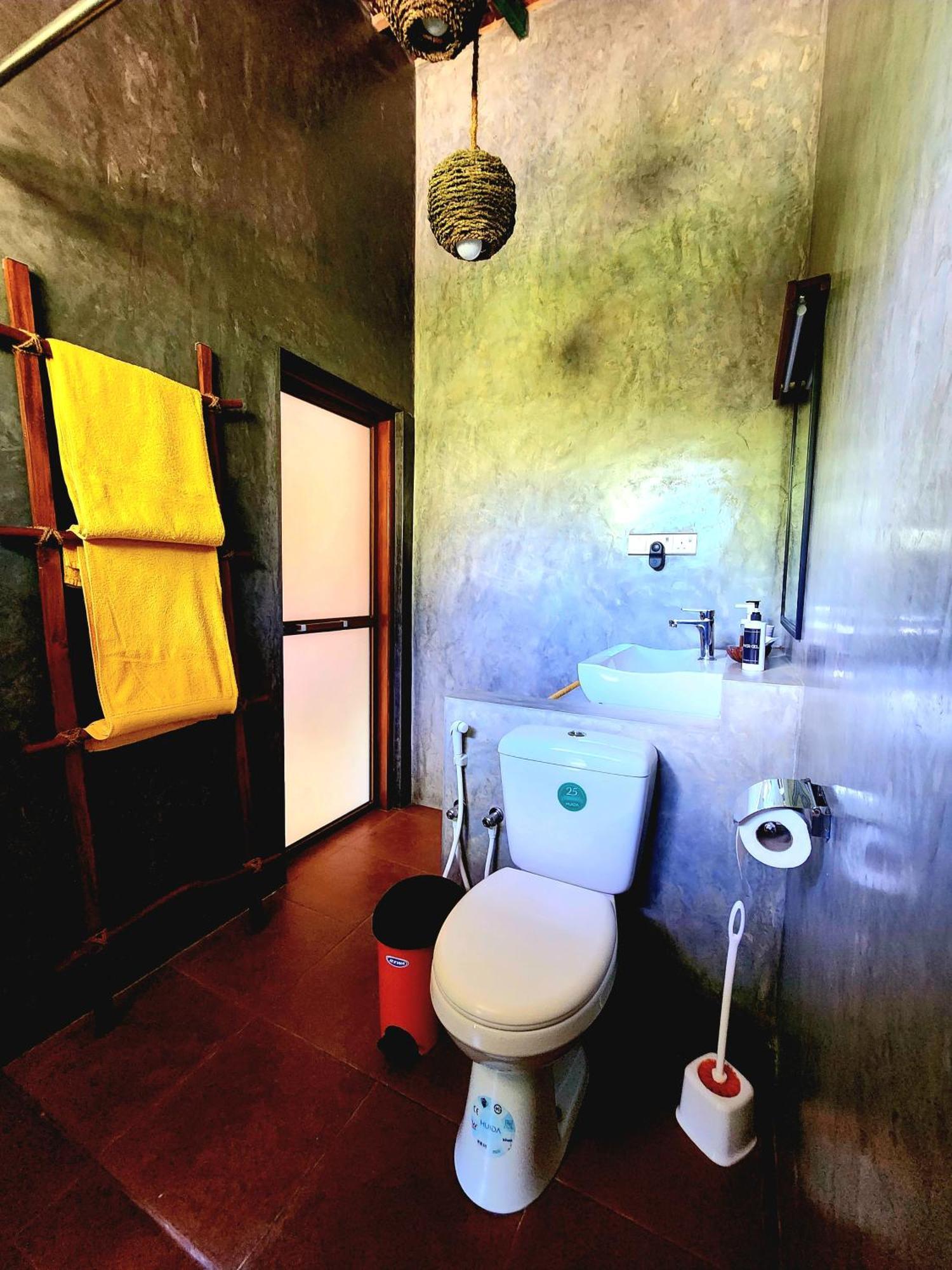 Happy Cocos Beach House Waskaduwa Extérieur photo
